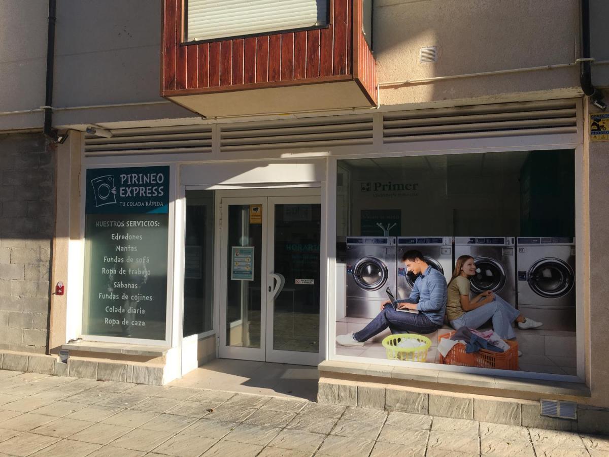 Biescas-Pirineo-Relaxアパートメント エクステリア 写真