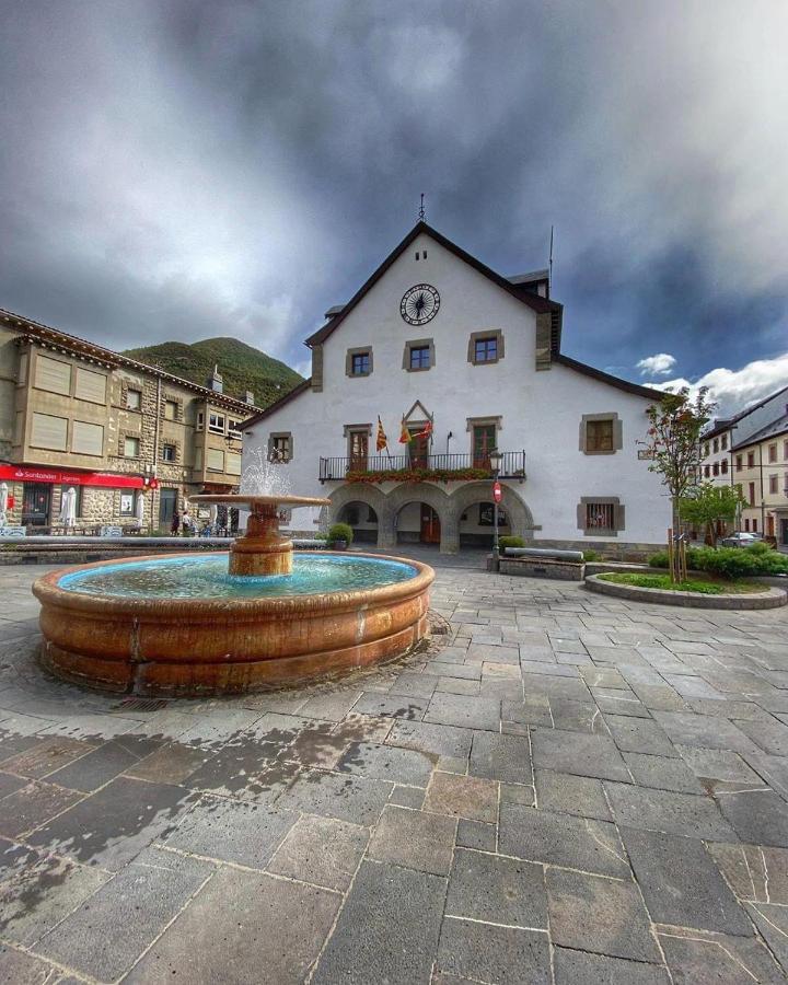 Biescas-Pirineo-Relaxアパートメント エクステリア 写真