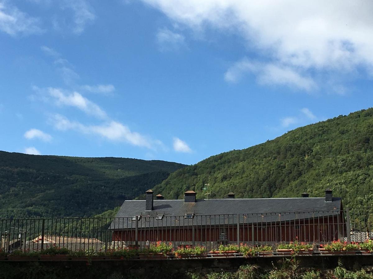 Biescas-Pirineo-Relaxアパートメント エクステリア 写真